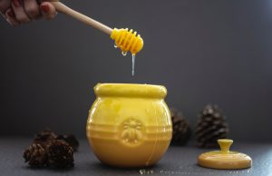 تفاوت مصرف عسل با شکر و یک نکته مهم که باید قبل از خرید عسل بدانید